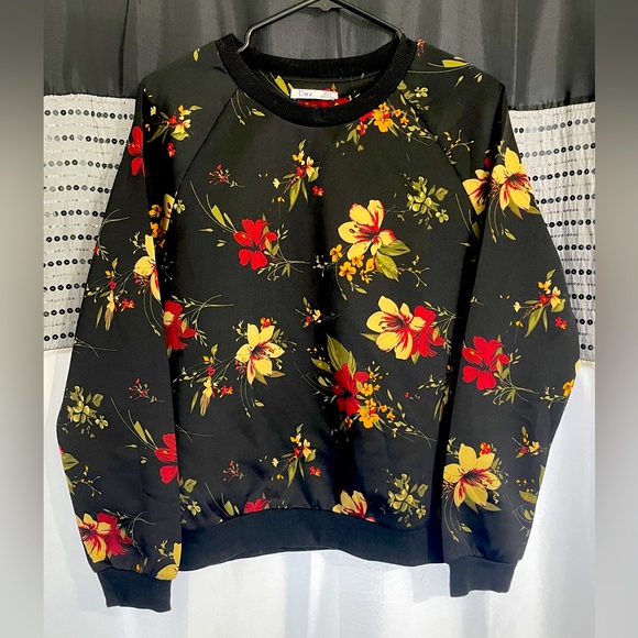 Dex Floral Sweatshirt - Picture 1 of 2